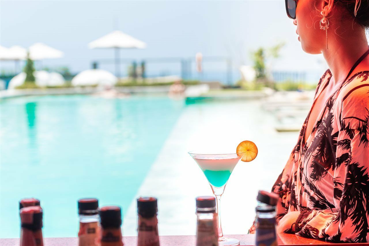 The Galleri By Katathani (Adults Only) Phuket Esterno foto